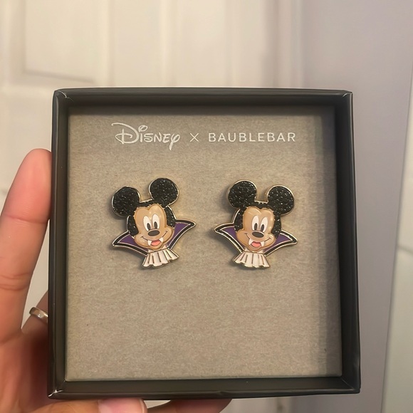 DISNEY X BAUBLEBAR - Picture 1 of 1